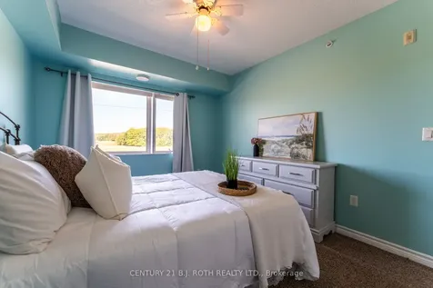 67 Kingsbury Square Guelph ON N1L 0L3