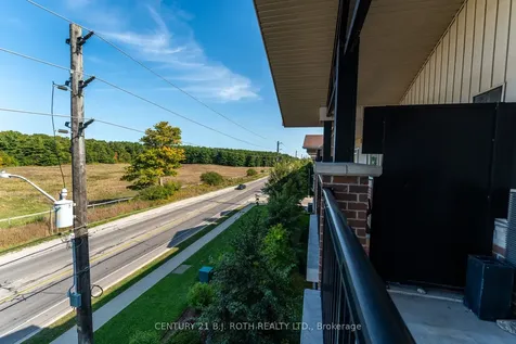 67 Kingsbury Square Guelph ON N1L 0L3