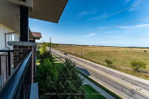 67 Kingsbury Square Guelph ON N1L 0L3