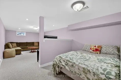 150 Gateshead Crescent Hamilton ON L8G 4A7