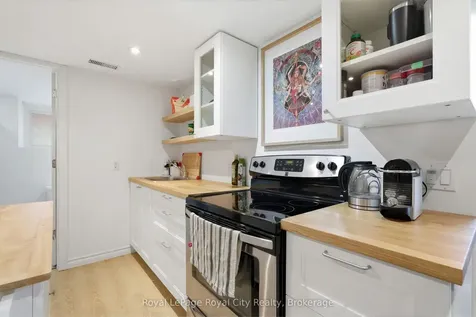 6 Glasgow Street S Guelph ON N1H 4T5