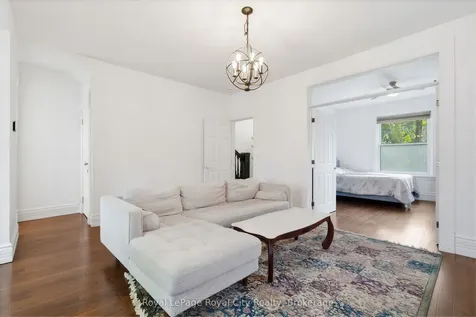6 Glasgow Street S Guelph ON N1H 4T5