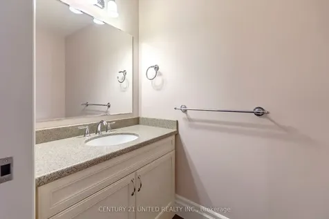 301 Carnegie Avenue Peterborough ON K9L 0B3