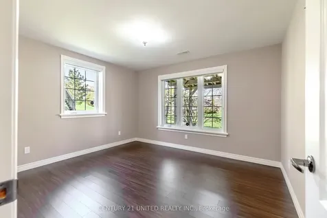 301 Carnegie Avenue Peterborough ON K9L 0B3