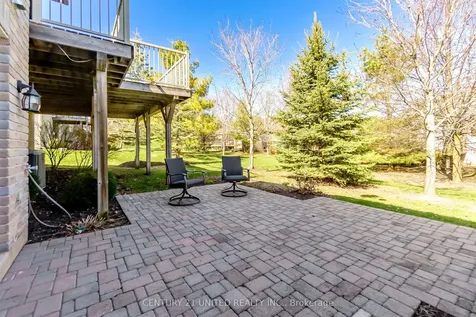 301 Carnegie Avenue Peterborough ON K9L 0B3