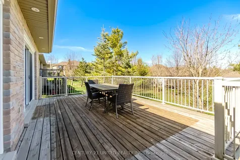 301 Carnegie Avenue Peterborough ON K9L 0B3