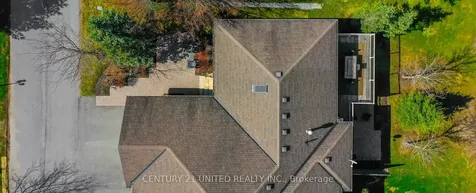 301 Carnegie Avenue Peterborough ON K9L 0B3