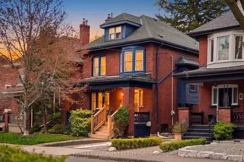 37 Connaught Avenue S Hamilton ON L8M 3C3