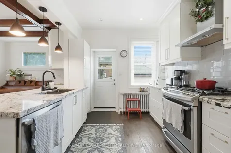 37 Connaught Avenue S Hamilton ON L8M 3C3