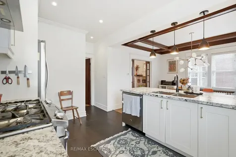 37 Connaught Avenue S Hamilton ON L8M 3C3