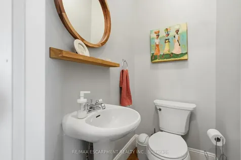 37 Connaught Avenue S Hamilton ON L8M 3C3