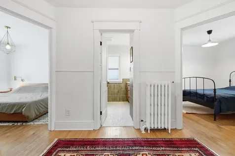 37 Connaught Avenue S Hamilton ON L8M 3C3
