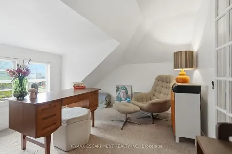 37 Connaught Avenue S Hamilton ON L8M 3C3