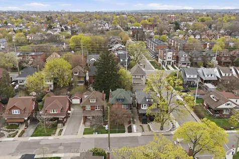 37 Connaught Avenue S Hamilton ON L8M 3C3