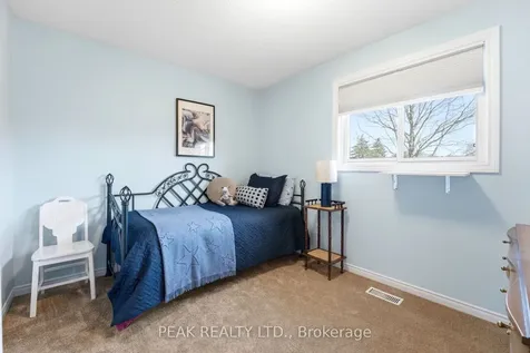 21 Garden Crescent Brant ON N3L 3T3