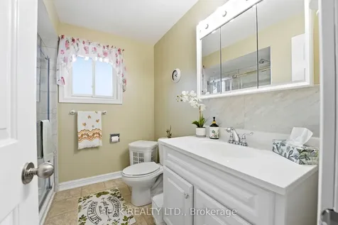 21 Garden Crescent Brant ON N3L 3T3