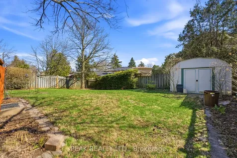 21 Garden Crescent Brant ON N3L 3T3