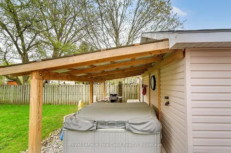 160 Richmond Street Bluewater ON N0M 1X0