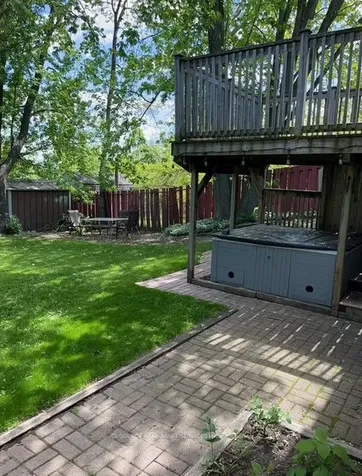 163 Herbert Street Peterborough ON K9H 6J1