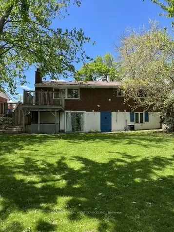 163 Herbert Street Peterborough ON K9H 6J1