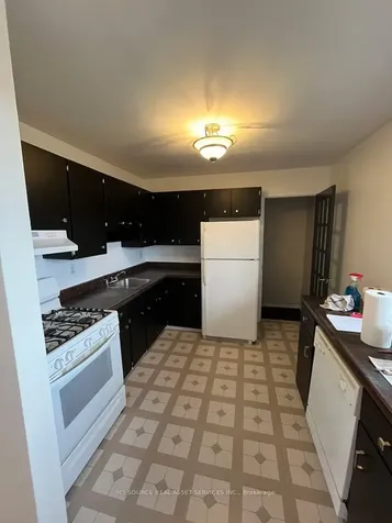 163 Herbert Street Peterborough ON K9H 6J1