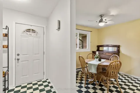 43 Prince Of Wales Drive Belleville ON K8P 2T5