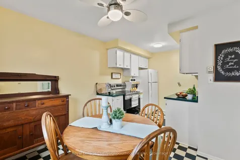 43 Prince Of Wales Drive Belleville ON K8P 2T5