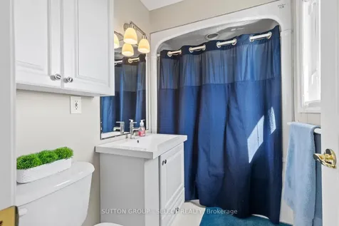 2610 Emerson Street Strathroy-caradoc ON N0L 1W0