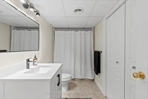 2610 Emerson Street Strathroy-caradoc ON N0L 1W0