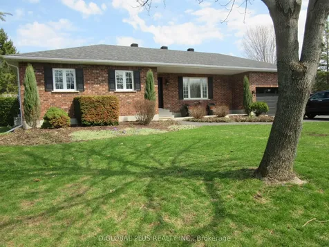 8 David Street South Stormont ON K0C 1M0
