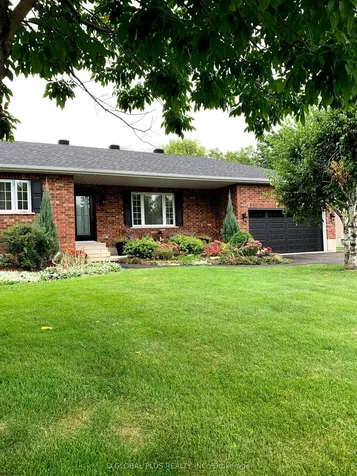 8 David Street South Stormont ON K0C 1M0