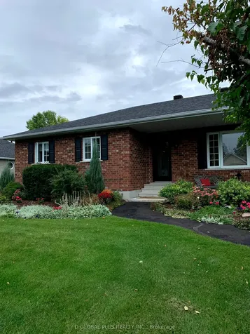 8 David Street South Stormont ON K0C 1M0