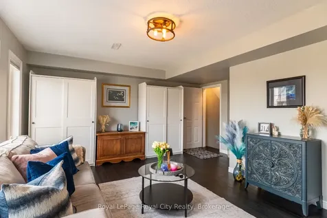 638 Woodlawn Road E Guelph ON N1E 0K4