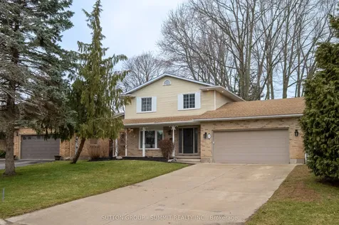 27 Millbridge Crescent Pelham ON L0S 1E1