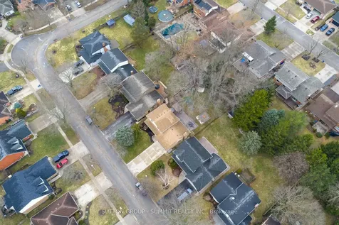 27 Millbridge Crescent Pelham ON L0S 1E1