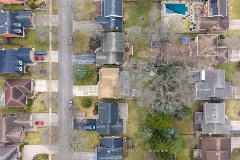 27 Millbridge Crescent Pelham ON L0S 1E1