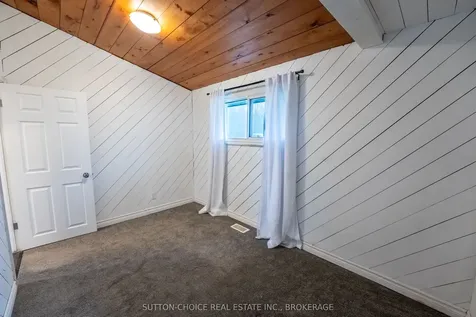 411 Jocko Point Road North Bay ON P1B 8G5