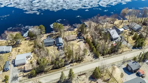 411 Jocko Point Road North Bay ON P1B 8G5
