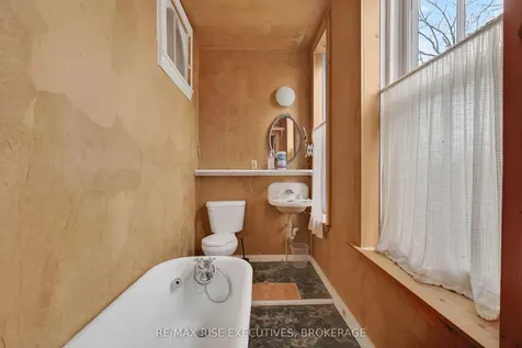 147 St George Street Deseronto ON K0K 1X0
