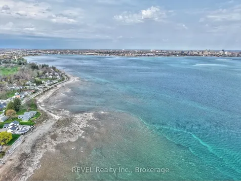 59 Bardol Avenue Fort Erie ON L2A 6R4