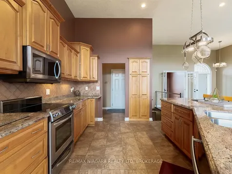 20219 Youngs Road S Wainfleet ON L3K 5V4