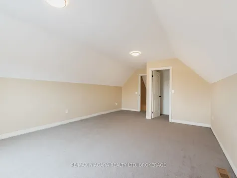20219 Youngs Road S Wainfleet ON L3K 5V4