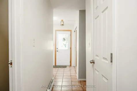 207D North Park Street Belleville ON K8P 4T9