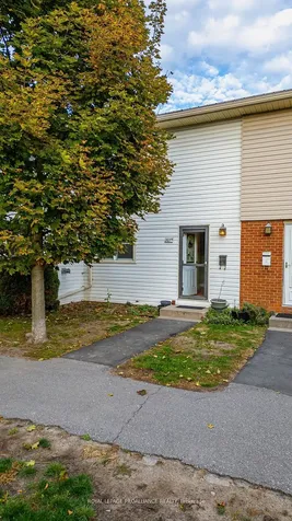 207D North Park Street Belleville ON K8P 4T9