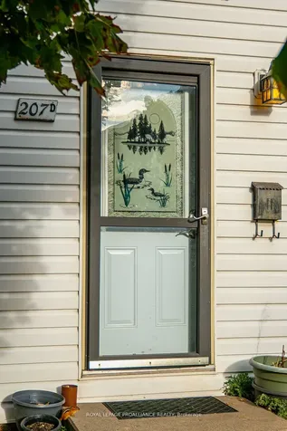 207D North Park Street Belleville ON K8P 4T9