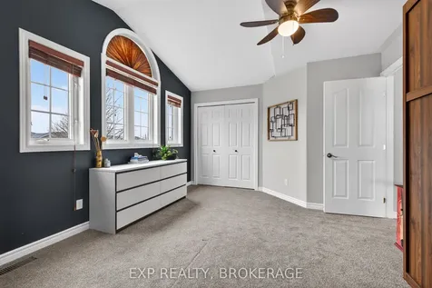 452 Conservatory Drive Kingston ON K7M 9C8