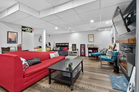 452 Conservatory Drive Kingston ON K7M 9C8