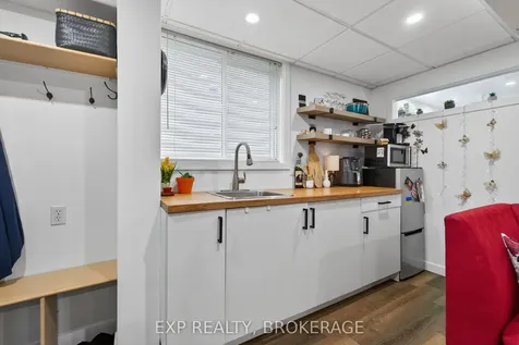 452 Conservatory Drive Kingston ON K7M 9C8
