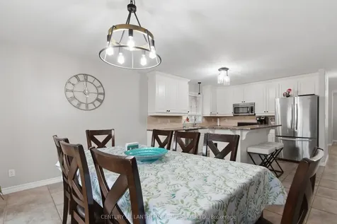 35 Gale Crescent Belleville ON K8N 0M4