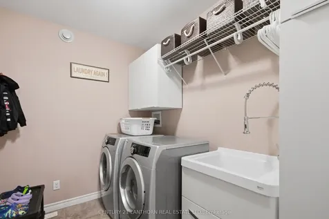 35 Gale Crescent Belleville ON K8N 0M4